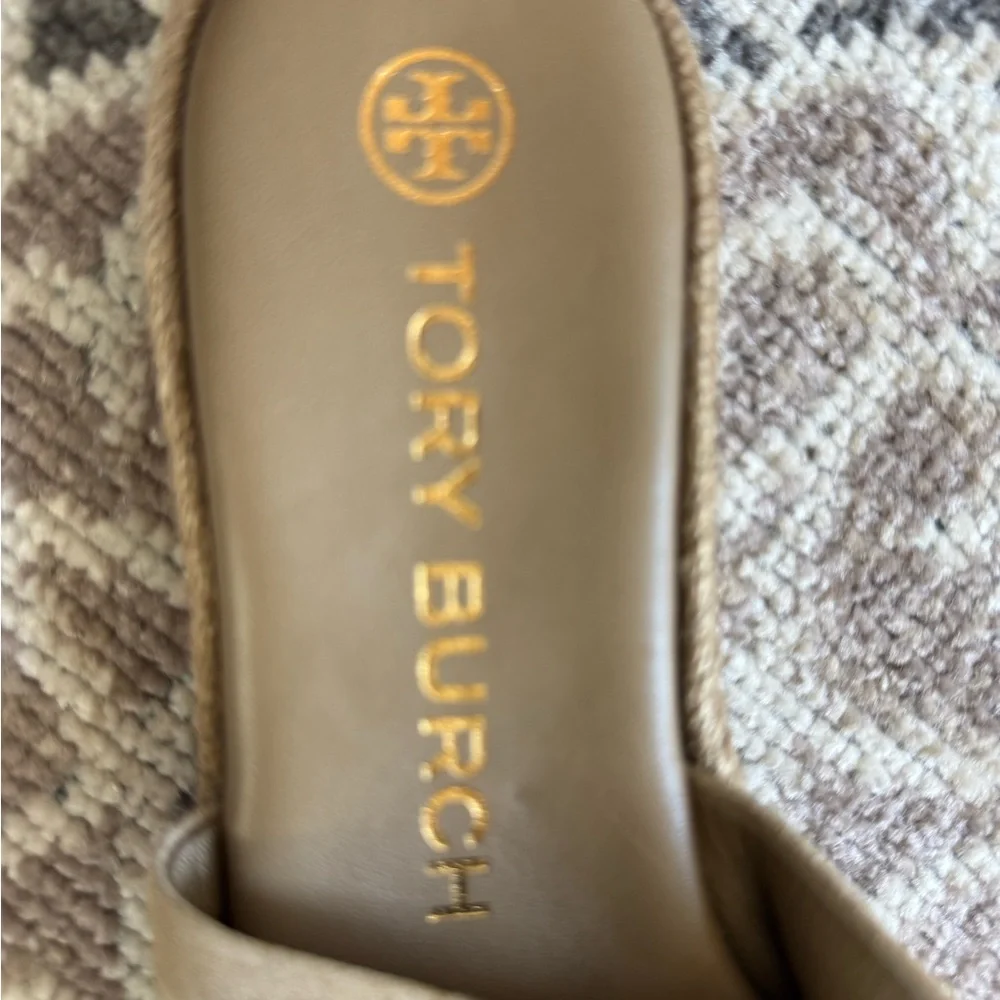 Tory Burch Suede Slide Sandals with Ruched Detail Size 7